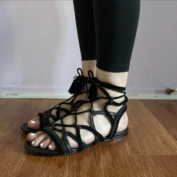 Bcbgeneration Black Gladiator Sandal Size 7 - Picture 6 of 10